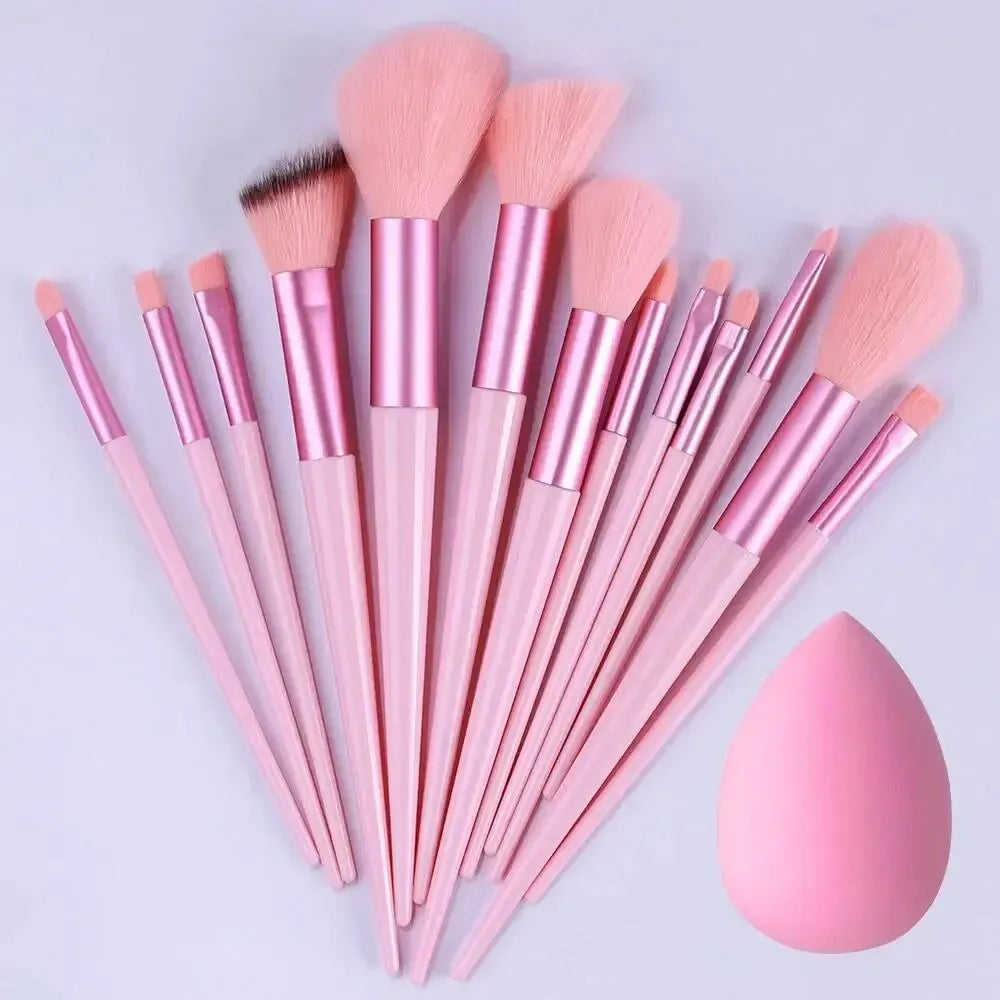 Makeup Pinsel Set – Weiche, Flauschige Professionelle Kosmetikpinsel für Foundation, Puder, Lidschatten, Kabuki & Blending