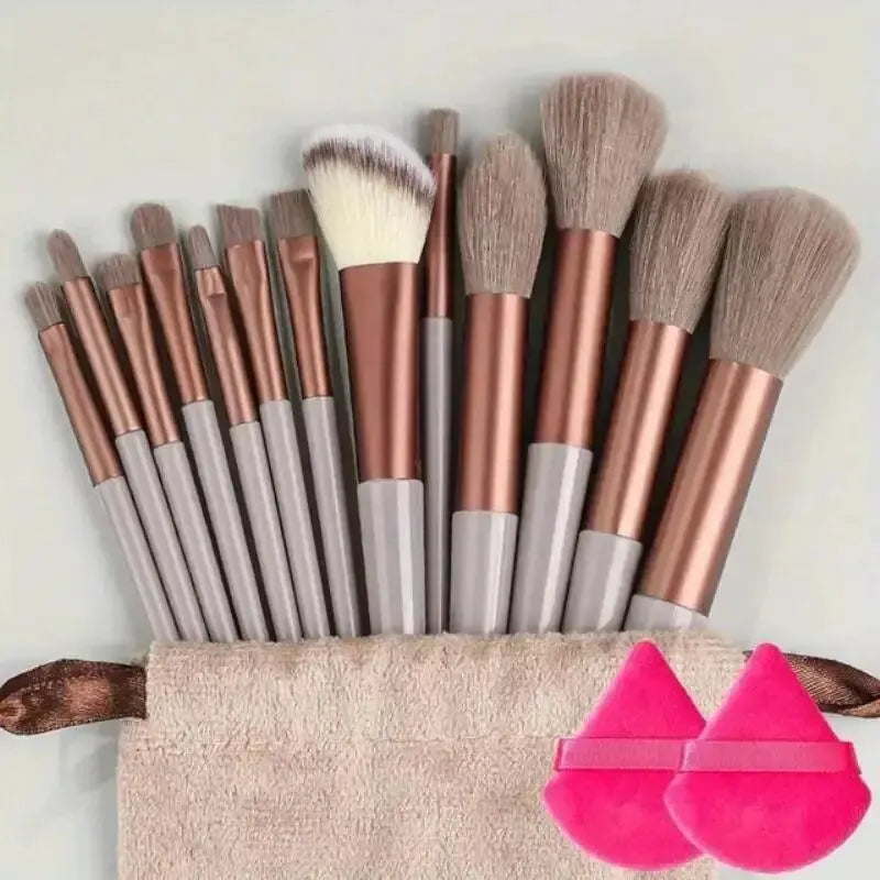 Makeup Pinsel Set – Weiche, Flauschige Professionelle Kosmetikpinsel für Foundation, Puder, Lidschatten, Kabuki & Blending